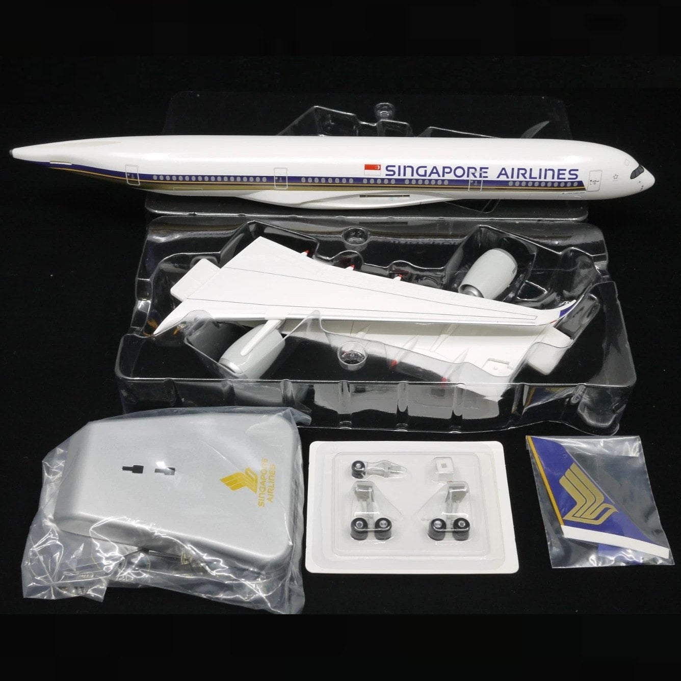 11373 (Hogan Wings) Singapore Airlines Airbus A350-900XWB 1/200