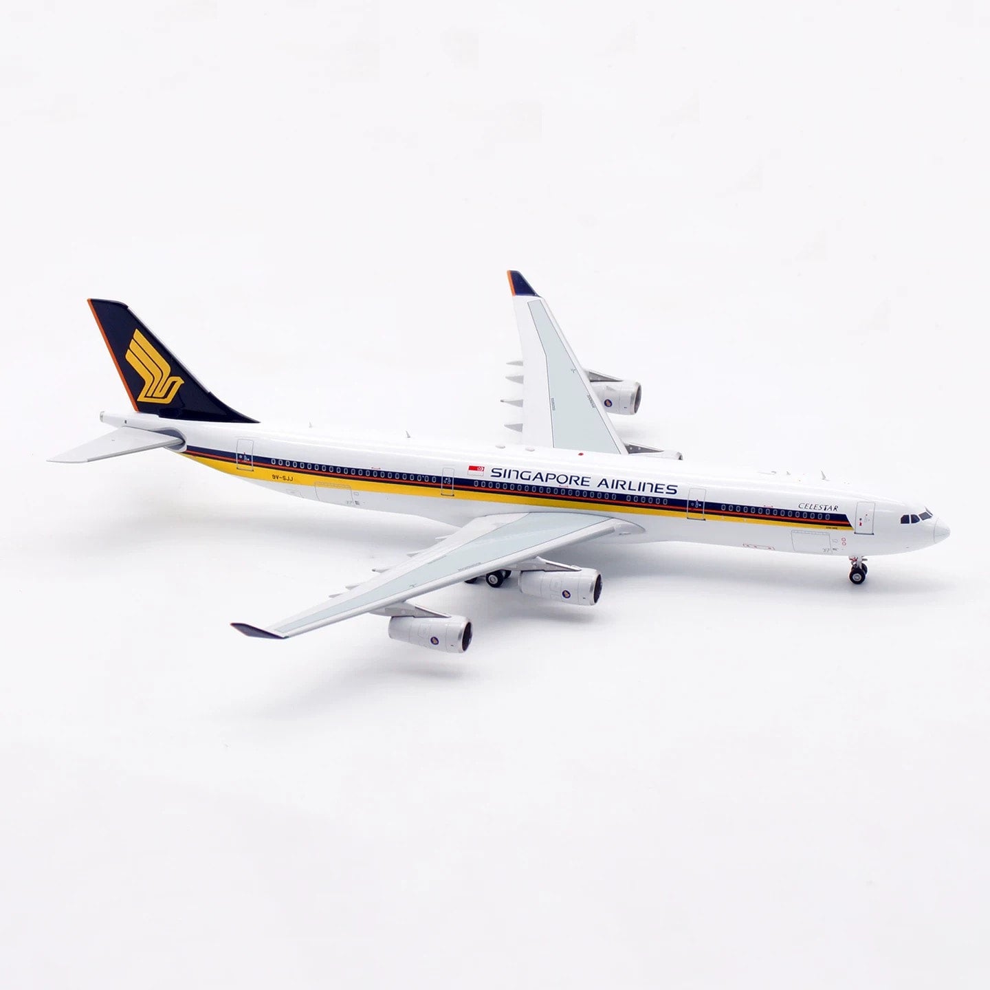 AV4317 (Aviation400) Singapore Airlines Airbus A340-313X 9V-SJJ